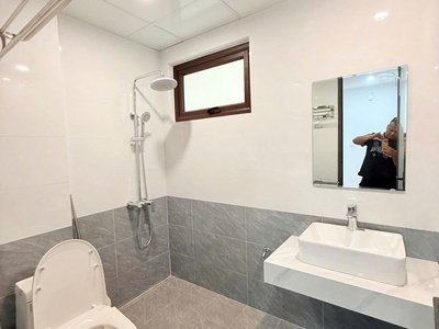 Cần bán gấp   cần tiền khách mua giá nào cũng bán 4