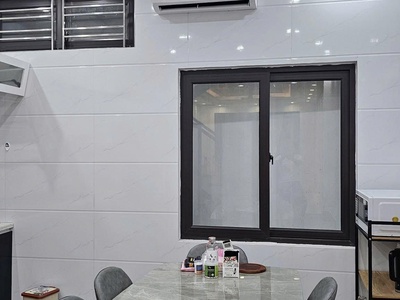 Cho thuê nhà Văn Cao, 4 p.ngủ full đồ, DT: 60m2. 1