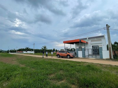 Bán đất long hà phú riềng, bình phước, khu dân cư hiện hữu, ngay 3 kcn lớn, 298 triệu 200m2 đất thổ 1