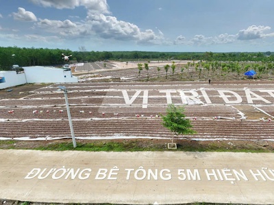 395tr sở hữu lô đất thổ cư 200m  ngay kcn 2.000ha, đường 8m 1