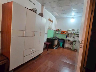 Chủ gấp b.án gấp lô đất thổ cư nở hậu tặng nhà cấp 4 long trường 3.3 tỷ 2