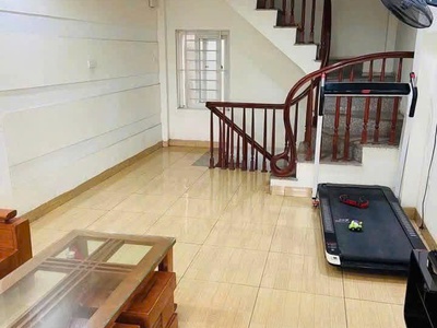 Cho thuê nhà full đồ   6 tầng   ô tô đậu cửa   thanh trì, hà nội 0