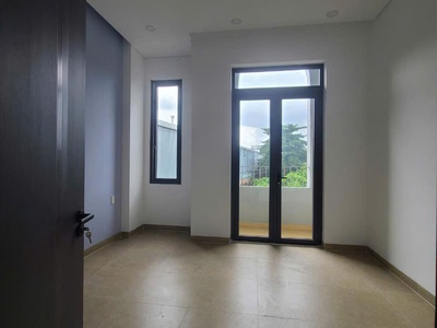 Cần bán gấp nhà  tô ký.giảm liên tiếp 300tr chào 5.3 tỷ. gấp giảm 200tr chào 5.6 tỷ tl gấp giảm 2