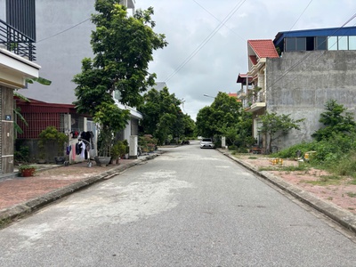 Bán đất 75m2 trong TĐC Tràng Cát đường nhựa 6m vỉa hè 6m giá 44,5tr/m2 oto đỗ cửa. 2