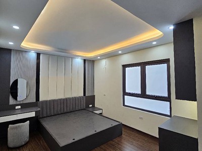 Siêu đẹp - 6 tầng thang máy - oto đỗ tận cổng - nội thất cơ bản - khách mua ở ngay. 1
