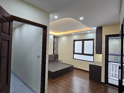 Siêu đẹp - 6 tầng thang máy - oto đỗ tận cổng - nội thất cơ bản - khách mua ở ngay. 2