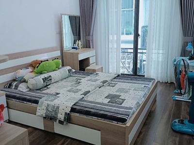 Bán nhà thượng thanh  long biên - sổ đẹp - vị trí tiềm năng - gần ngõ lớn - ngõ thông 2