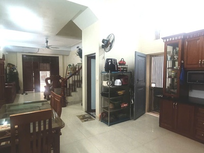 Lô góc 2 mặt ngõ, 56.2m2- 4tầng kim chung hoài đức, ở sướng, giá 5.88 tỷ 2