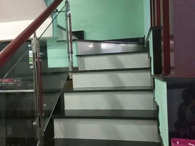 Gấp bán nhà gần mặt tiền đ số 8 sát chợ liên khu 5-6 -56m2,4tầng 5 tỷ 2 2