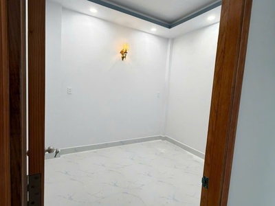 Siêu phẩm liên khu 5-6 gần chợ hẻm 6m thông  khu nhà lầu 48 m2,2 tầng 4 tỷ 2