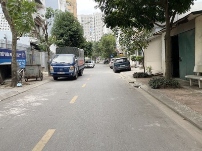 Cần bán 93,6m2 đất mặt phố Nguyễn Văn Hưởng - Sau là hồ Quán Tình, thoáng mát, sạch sẽ 6