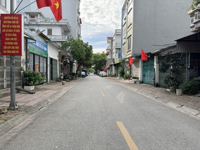 Cần bán 93,6m2 đất mặt phố Nguyễn Văn Hưởng - Sau là hồ Quán Tình, thoáng mát, sạch sẽ 7