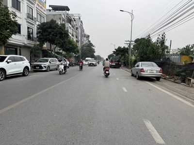 Bán gấp nhà mặt phố Nguyễn Thời Trung 30m2 x 4 Tầng, Vị trí vàng Kinh Doanh, Sổ Đỏ CC 2
