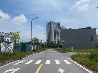 Bán nhà 5 tầng tại KĐT Vpit Plaza Vĩnh Yên, Vĩnh Phúc. Giá chỉ 6 tỷ 1