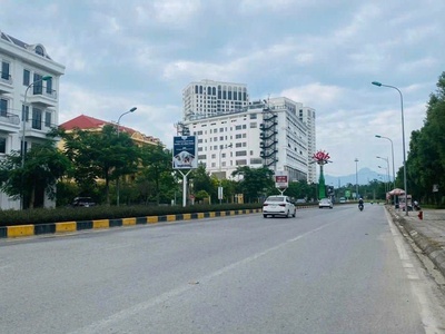 Bán nhà 5 tầng tại KĐT Vpit Plaza Vĩnh Yên, Vĩnh Phúc. Giá chỉ 6 tỷ 3