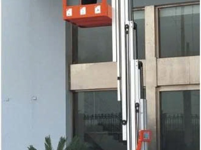 Thiết bị nâng người nhôm trụ đơn 1