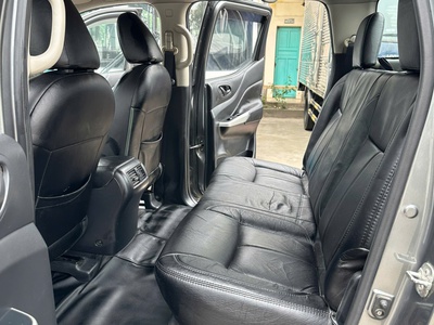 Bán Nissan Navana đời 2015,số sàn, 1 cầu 6
