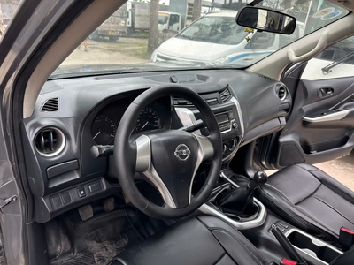 Bán Nissan Navana đời 2015,số sàn, 1 cầu 7