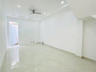 Nhà 3 tầng - khu bình phú - quận 6 - 64m2 - hẻm 7m xe hơi - hơn 8 tỉ 2