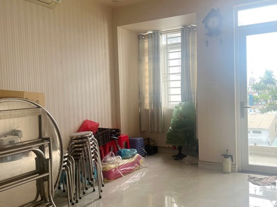 Nhà 3.9x17m, mặt tiền phạm thế hiển  số lẻ  p4q8 3