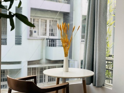Bán nhà bùi đình túy 6 tầng - dt: 13 25m - 2 mặt tiền có 51 phòng chdv cho thuê 320tr/th - giá 32tỷ 1