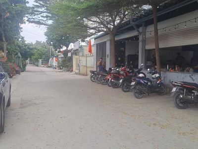  nhà thạnh lộc 37   43m    1 trệt 2 lầu   giá cực mềm chỉ 2.6 tỷ    diện tích: 43m    giá 1