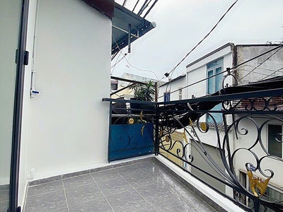  nhà bán hẻm xe hơi   góc 2 mặt tiền   khu vip p3 q8   cách âu dương lân chỉ 30m  4