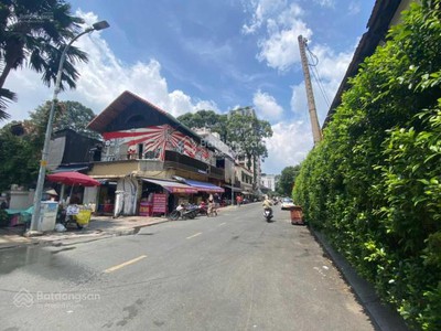 Gia đình rất cần tiền bán đất thảo điền q2 dt: 201m2 - view sông, đất xây biệt thự - giá 39 tỷ 2