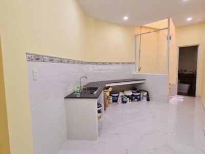Nhà 3 tầng hẻm xe hơi lê văn thịnh giá rẻ 1