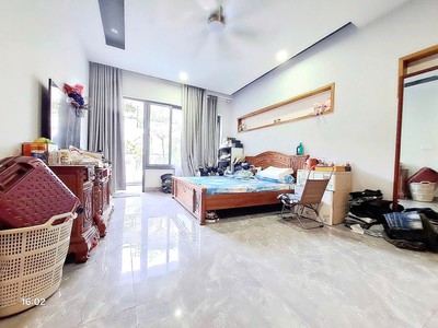 Nhỉnh 7 tỷ tl   79m    4 tầng/4pn, hẻm xe tải   ô tô ngủ trong nhà   ngay cv làng hoa 4
