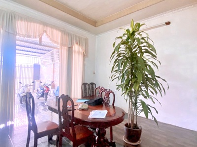 Rẻ hơn khu vực 20  mặt tiền 142m    gần phạm văn đồng, linh trung   giá chỉ 7.6 tỷ   sổ riêng 2