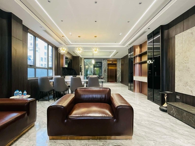 Bán nhà phố nguyễn văn cừ 75m2, 7t ô tô tránh, kinh doanh, full nội thất, 5pn - 2x tỷ 2