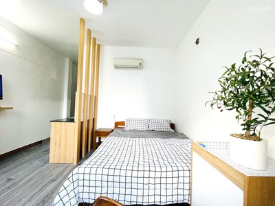 Bán nhà bùi đình túy 6 tầng - dt: 13 25m - 2 mặt tiền có 51 phòng chdv cho thuê 320tr/th - giá 32tỷ 2