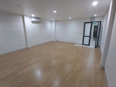 Cho thuê t.òa m.p ngô xuân quảng.gia lâm, hà nội, 110m2x6t,  thang máy, tầng hầm, pccc vị trí kd 2