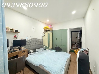 Nhà 3 tầng hẻm nhựa nguyễn văn đậu. 0