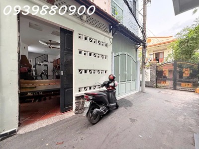 Nhà 3 tầng hẻm nhựa nguyễn văn đậu. 2