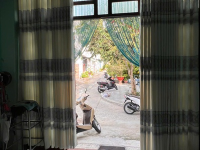 Bán nhà cấp 4 khu tđc đất lành, vĩnh thái, nha trang. 0