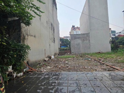 Thượng thanh,long biên 14tỷ 75m đất,mặt tiền 6m,vỉa hè kinh doanh 0