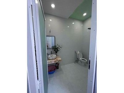 Chính chủ bán nhà tặng nội thất 2mt sổ riêng trung tâm phan thiết-bình thuận 1