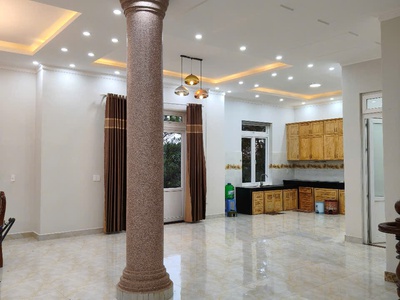 Cho thuê villa sân vườn 5 phòng toạ lạc rừng thông phường 8 đà lạt giá 25tr 4