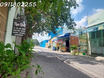 Bán lô góc 2 mặt tiền số 175   đường 2, phường tăng nhơn phú b, 5.5 tỷ 0