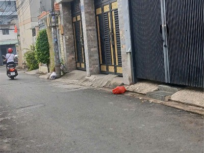 Bán nhà khu phân lô 90m  ngang 4,3m   đường 5m thông   gần đại học ,tăng nhơn phú b, tp. thủ đức 0