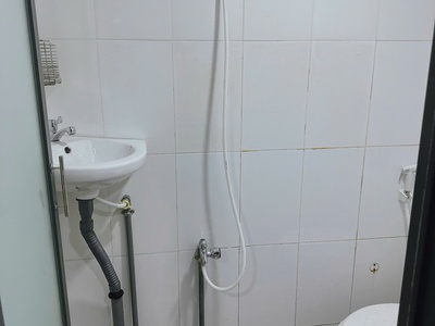 Chính chủ cho thuê nhà mặt tiền hẻm xe tải - thành phố hồ chí minh 4