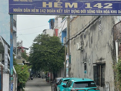 Bán nhà hẻm xe hơi 60m    huỳnh thị hai, quận 12   giá tốt 4