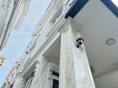 Bán biệt thự khu himlam quận 7, 200m2  hầm , 4 lầu siêu đẹp 62 tỳ 1