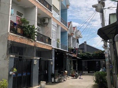 A hiển chính chủ cần bán nhanh đất tại huỳnh tấn phát, nhà bè 2