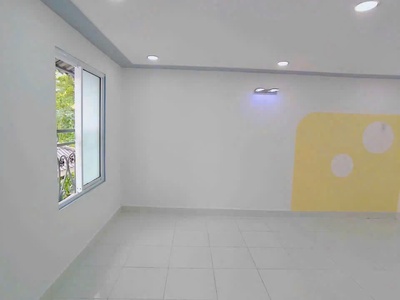 Bán nhà 1 trệt 2 lầu đường dương văn dương, vị trí đẹp ngay siêu thị aeon, q.tân phú 4