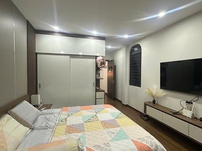 Ngay ngã tư cổ linh - ngọc trì - 40mx5 tầng- chỉ 6.9 tỷ 2