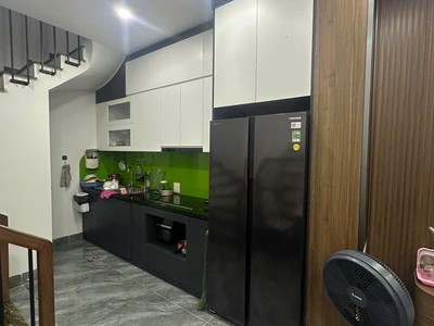 Ngay ngã tư cổ linh - ngọc trì - 40mx5 tầng- chỉ 6.9 tỷ 1