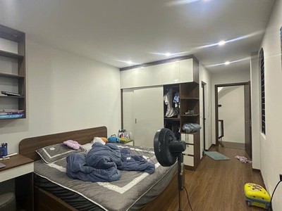 Ngay ngã tư cổ linh - ngọc trì - 40mx5 tầng- chỉ 6.9 tỷ 3